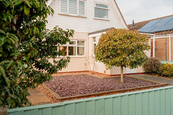 3 Bedroom Detached House For Sale In Honeysuckle Close, Pakefield, Lowestoft, Suffolk, NR33