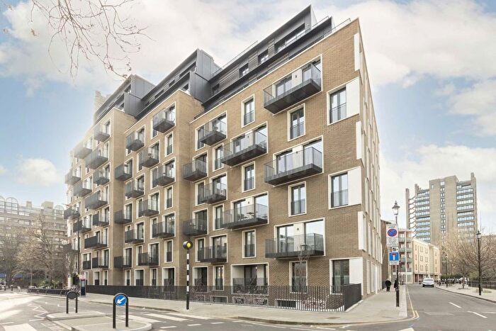 2 Bedroom Flat To Rent In Golden Lane, Clerkenwell, EC1Y