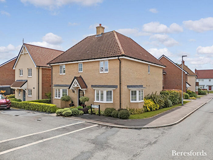 4 Bedroom Detached House For Sale In Liberty Way, Runwell, SS11