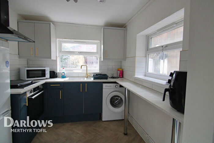 2 Bedroom Flat To Rent In Worcester Street, Ebbw Vale, NP23