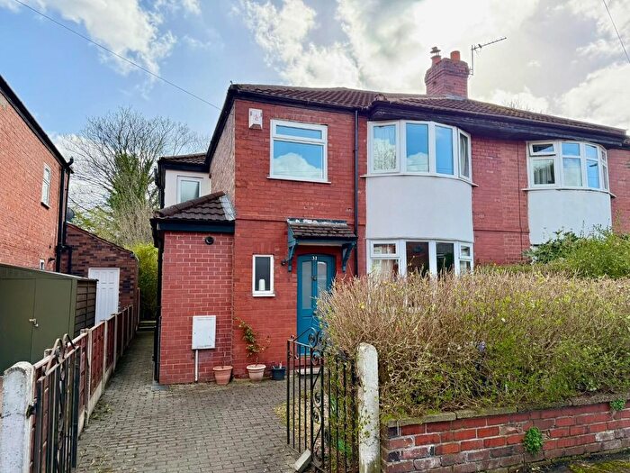 4 Bedroom Semi-Detached House For Sale In Hewlett Road, Chorlton, M21