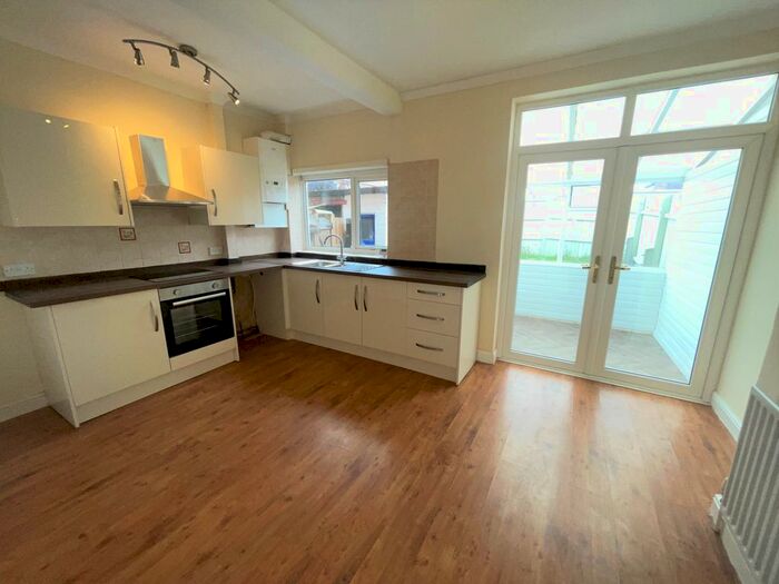 3 Bedroom Terraced House To Rent In Banks Road, Leicester, LE2