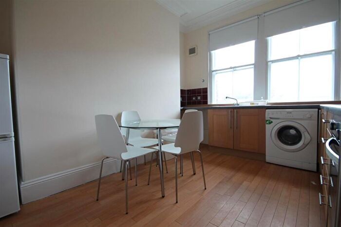 2 Bedroom Apartment To Rent In Victoria Chambers, Grainger Street, NE1