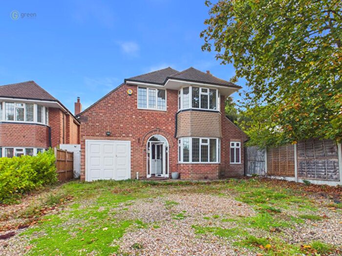 3 Bedroom Detached House For Sale In Matfen Avenue, Sutton Coldfield, B73