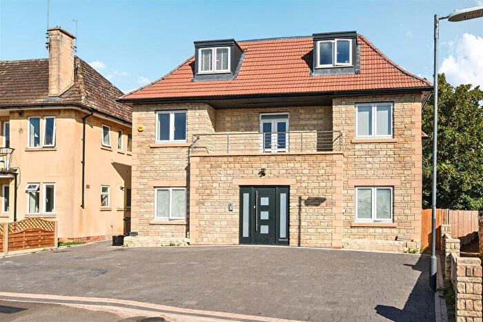 2 Bedroom Apartment For Sale In Mayfields Lodge, Mayfields, Keynsham, Bristol, BS31