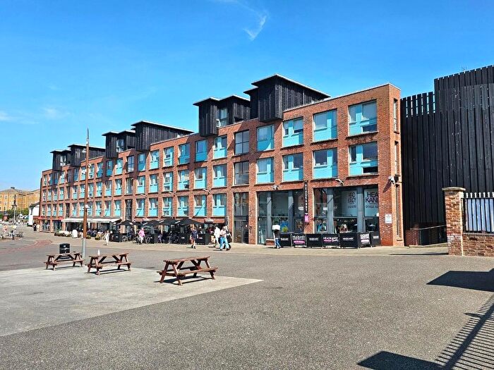 2 Bedroom Flat To Rent In Barge Arm East, The Docks, Gloucester, GL1