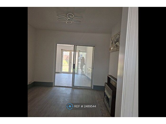 4 Bedroom End Of Terrace House To Rent In Christchurch Road, London, SW19