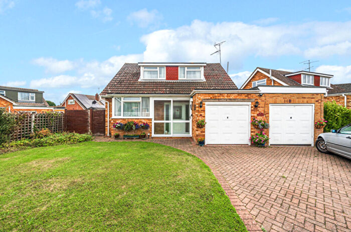 3 Bedroom Detached House For Sale In Scots Drive, Wokingham, Berkshire, RG41