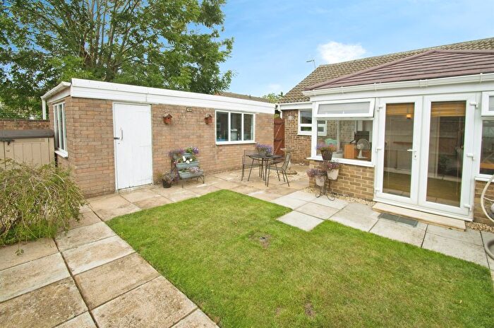 2 Bedroom Semi-detached Bungalow For Sale In Holly Close, Bulwark, Chepstow, NP16