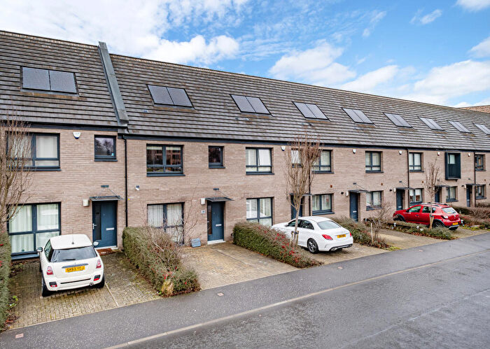 3 Bedroom Terraced House For Sale In Woodhall Street, Dalmarnock, Glasgow, G40