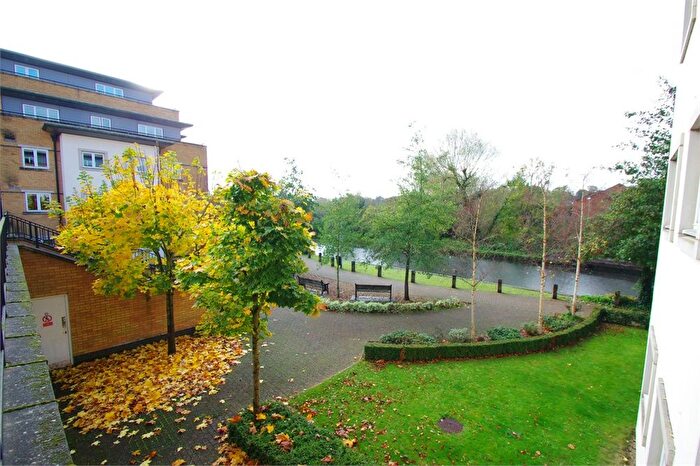 2 Bedroom Flat To Rent In Ovaltine Court, Ovaltine Drive, Kings Langley, WD4