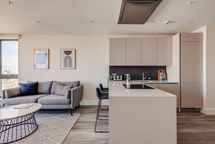 1 Bedroom Flat To Rent In Mallow Walk, Greenwich, SE8