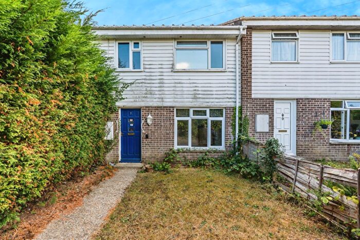 3 Bedroom Terraced House For Sale In Anderson Close, Romsey, SO51