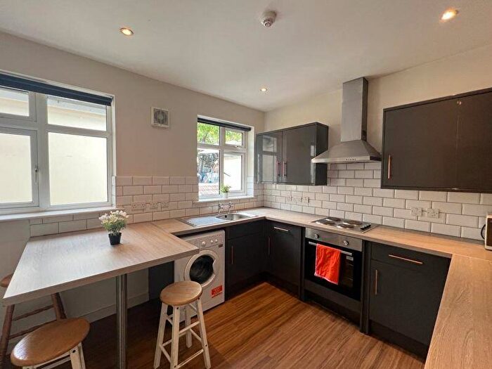 1 Bedroom Terraced House To Rent In Upper Lewes Road, Brighton, BN2