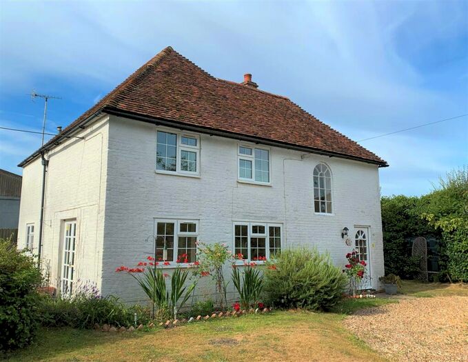 4 Bedroom Detached House To Rent In West Grimstead, Salisbury, SP5