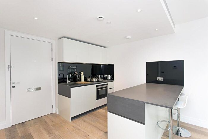 1 Bedroom Apartment For Sale In Riverlight Quay, Nine Elms, London, SW11 - Photo 3