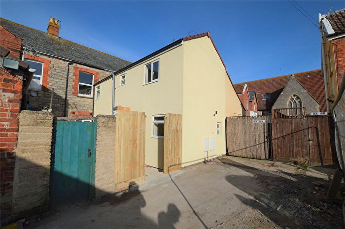 2 Bedroom Semi-Detached House To Rent In Church Street, Highbridge, Somerset, TA9