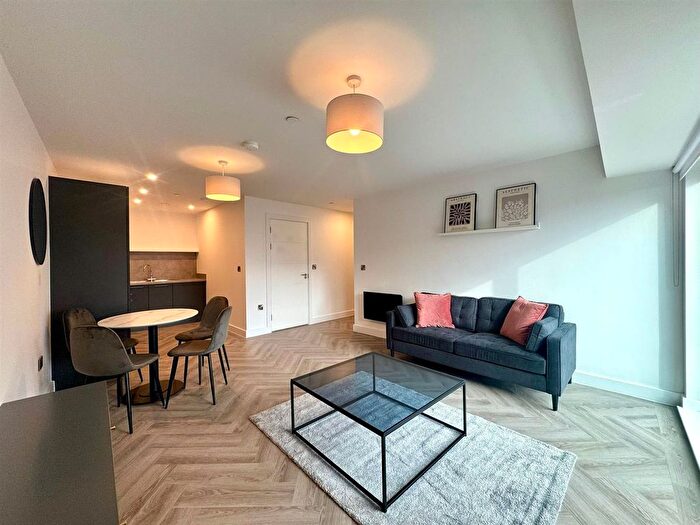 1 Bedroom Flat To Rent In Upper Gough Street, Birmingham, B1