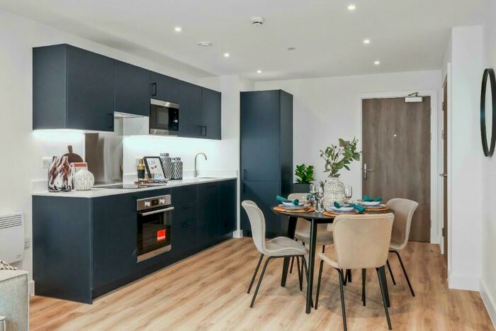 1 Bedroom Apartment To Rent In St Ceilia Street, Leeds, Leeds, West Yorkshire, LS2