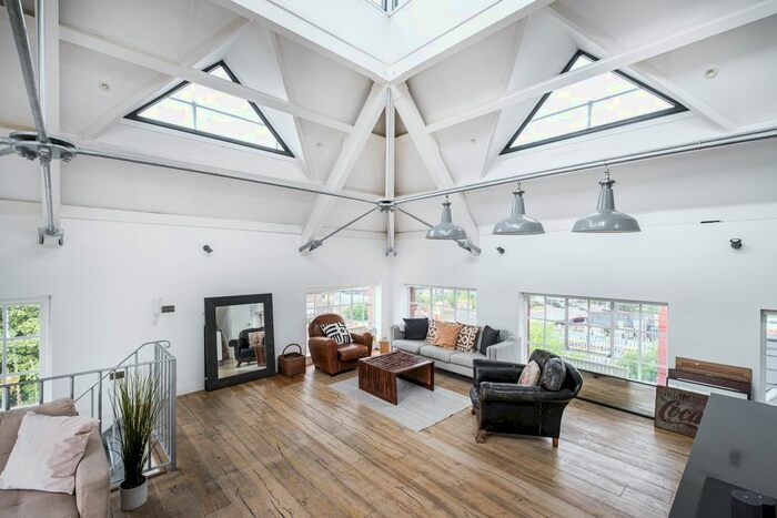 2 Bedroom Flat To Rent In The Water Tower, Lamb Brewery, W4