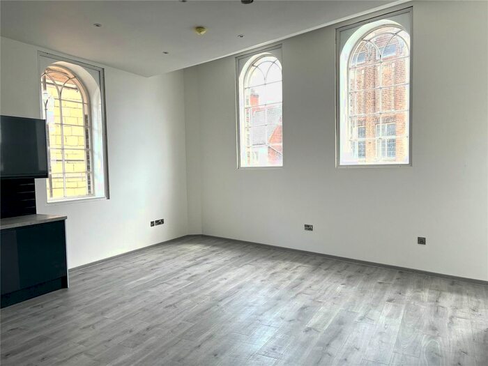 2 Bedroom Flat To Rent In West Street, Swadlincote, DE11