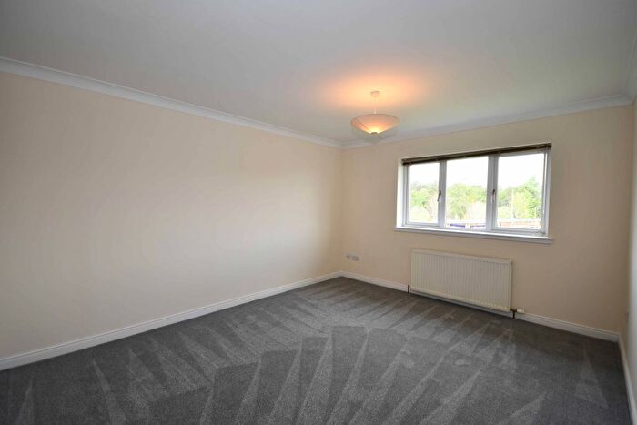 2 Bedroom Flat To Rent In Culduthel Mains Court, Inverness, IV2