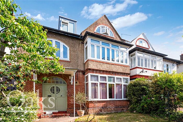 2 Bedroom Flat To Rent In Prentis Road, Streatham, SW16
