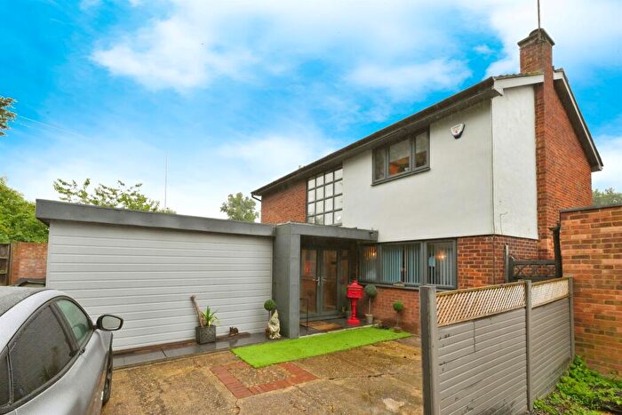 4 Bedroom Detached House For Sale In Nazeing Road, Nazeing, Waltham Abbey, EN9