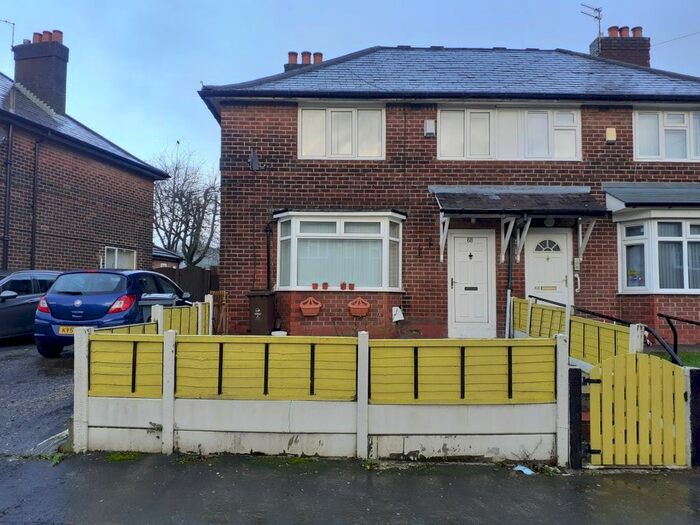 3 Bedroom Semi-Detached House To Rent In Southdown Crescent, Blackley, Manchester M9