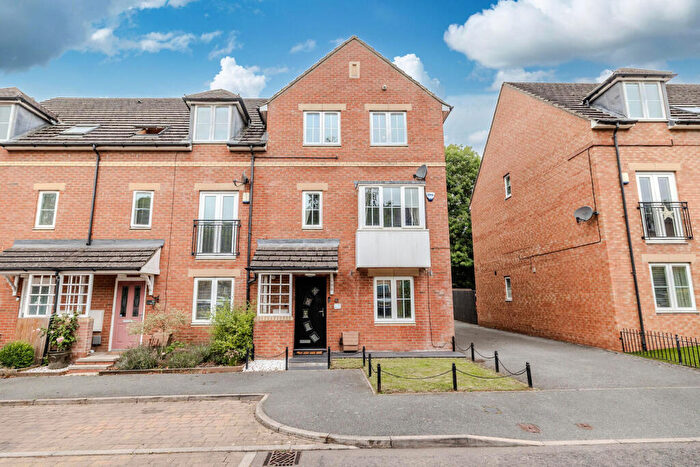 4 Bedroom End Of Terrace House For Sale In Mill Vale, Newburn, Newcastle Upon Tyne, NE15