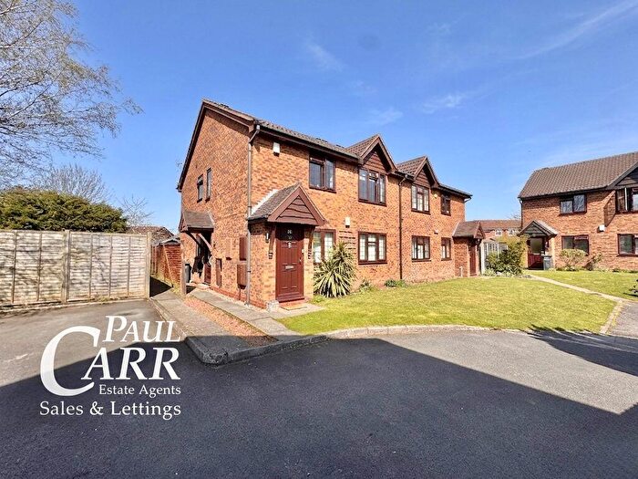 2 Bedroom Maisonette For Sale In Moore Close, Four Oaks, Sutton Coldfield, B74