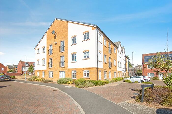 1 Bedroom Flat For Sale In Taylor Court, Great Cornard, Sudbury, CO10