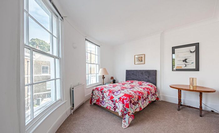 4 Bedroom Property To Rent In Hanover Gardens, SE11
