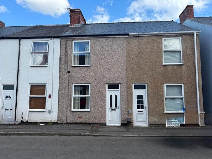 2 Bedroom Terraced House For Sale In New Hall Road, Brampton, Chesterfield, S40