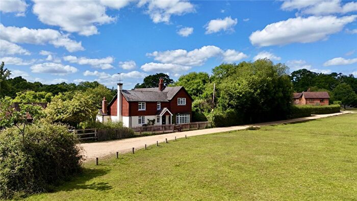 4 Bedroom Detached House For Sale In Canterton Lane, Brook, Lyndhurst, Hampshire, SO43