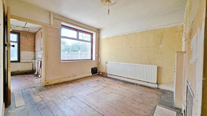 2 Bedroom Detached Bungalow For Sale In Halstead Road, Kirby Cross, CO13