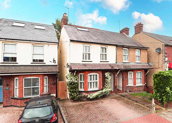 4 Bedroom Semi-Detached House For Sale In High Street, London Colney, AL2