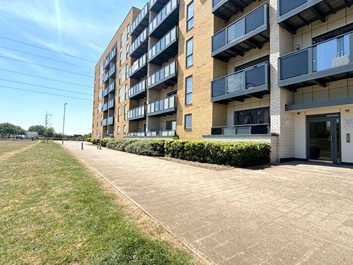 1 Bedroom Flat To Rent In Handley Page Road, Barking, IG11