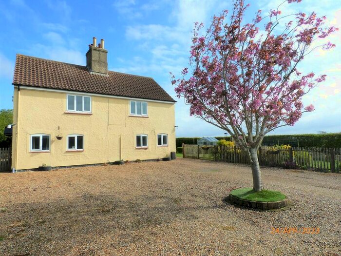 3 Bedroom Detached House To Rent In Hardley Hall Lane, Hardley, Norwich, NR14