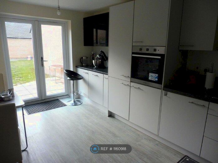 5 Bedroom Detached House To Rent In Firecrest, Hampton Vale, Peterborough, PE7