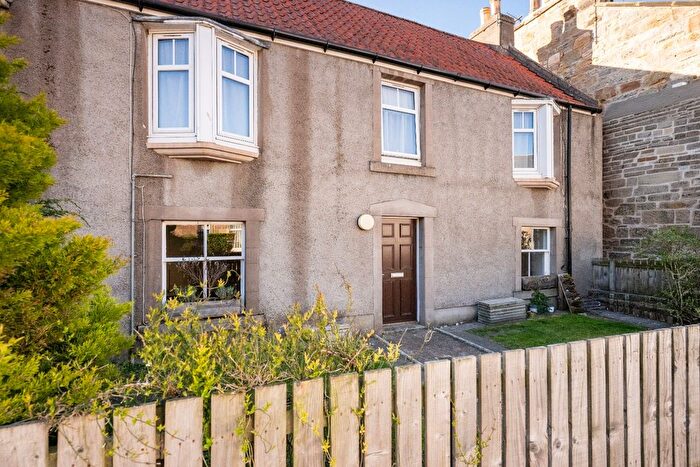 1 Bedroom Flat For Sale In Main Street, Aberdour, KY3