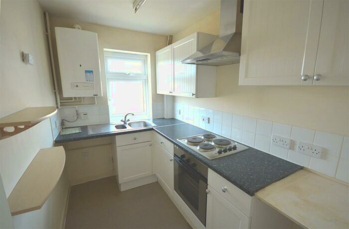 2 Bedroom Flat To Rent In Hargate Way Hampton Hargate Peterborough, PE7