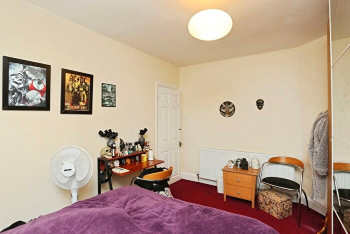 3 Bedroom Terraced House For Sale In Whitefoot Lane, Bromley, Kent, BR1