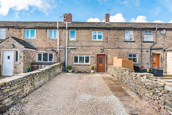 3 Bedroom Terraced House For Sale In Bank Lane, Upper Denby, HD8
