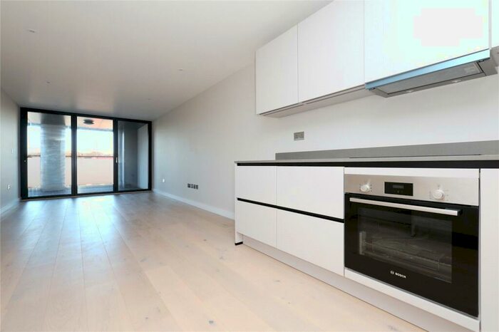 1 Bedroom Apartment To Rent In Homestead Heights, Tottenham Lane, London, N8