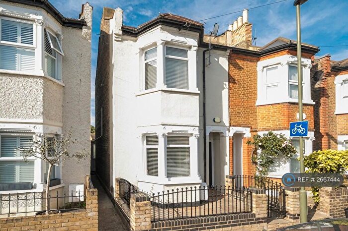4 Bedroom Semi Detached House To Rent In Ridley Road, Bromley, BR2