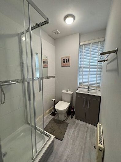 1 Bedroom Flat To Rent In Marine Gardens, Margate, CT9