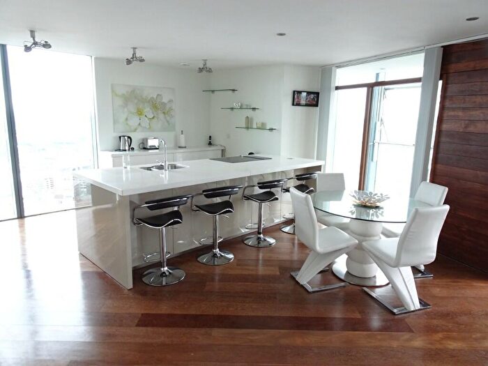 2 Bedroom Penthouse To Rent In Beetham Tower, Holloway Circus, B1