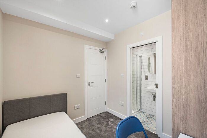 Studio To Rent In Kilmaine Road, London, SW6