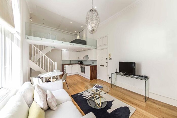 1 Bedroom Flat For Sale In Colville Gardens, London, W11